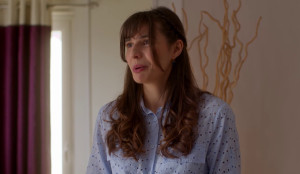 ΗΟΤΕΛ ΕΛVIRA: Ο Χάρι προσπαθεί να ξαναπλησιάσει την Ελβίρα με κάθε τρόπο