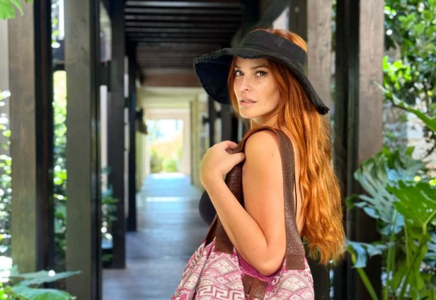 Σίσσυ Χρηστίδου: Η yummy τούρτα που έφτιαξε με τα χεράκια της για τον Μάικ και το birthday-deco που εντυπωσίασε