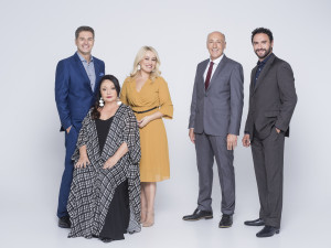 Το Σόι σου: Το πρώτο τραπέζι των Τριαντάφυλλων της νέας εποχής! Άραγε θα έχει σάλτσα σμέουρο;