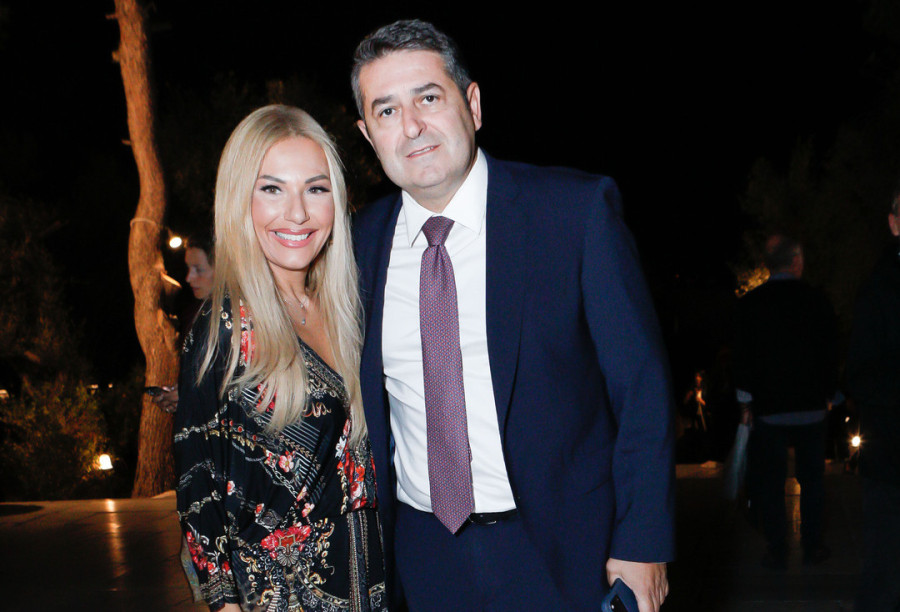 Γιώργος Μυλωνάκης: Βγήκε από τη ΜΕΘ. Μεταφέρεται στη Γερμανία για αποκατάσταση και συγκινεί το μήνυμα της Μεσσαροπούλου