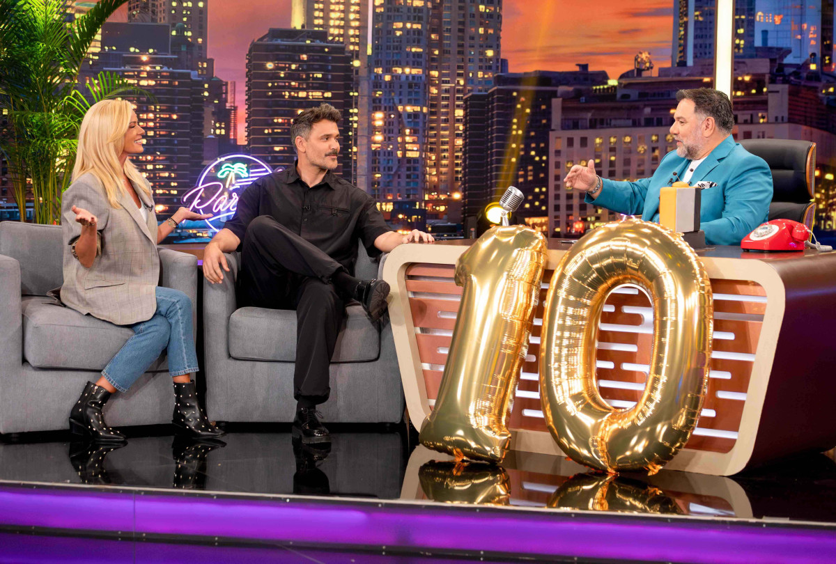 Ζέτα Μακρυπούλια: Έκανε ντου στον Αρναούτογλου για να κάνει «πρόταση γάμου» στον Λεβεντογιάννη εκ μέρους όλων των γυναικών