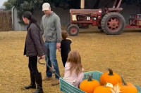 Meghan Markle και πρίγκιπας Harry μπαίνουν στο πνεύμα του Halloween με τα παιδιά τους