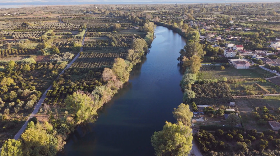 Το Όπου υπάρχει Ελλάδα στην ιστορική Άρτα