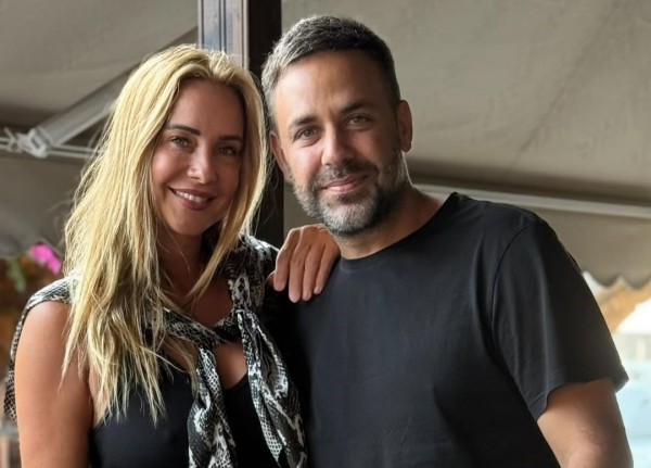 Γιώργος Γιαννιάς: Ποιος τον... ξελάσπωσε όταν η σύζυγός του βρήκε ύποπτα μηνύματα στο κινητό του; Δεν πάει ο νους σου