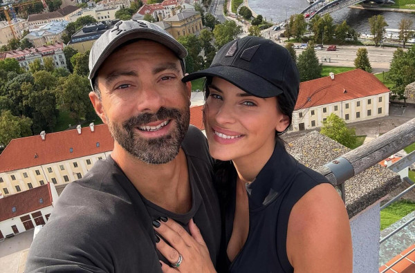 Μπόμπα: Στην άλλη άκρη της γης με jet lag όλοι έκανε paparazzi τον Σάκη που βγήκε με τις δίδυμες 3 το πρωί!
