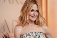 Nicole Kidman, Gwyneth Paltrow… ειδικός αποκαλύπτει τα μυστικά (αισθητικής) πίσω από το νεανικό τους πρόσωπο