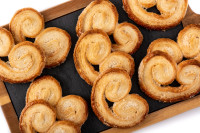 Chocolate Palmiers: Το γρήγορο κέρασμα της γαλλικής κουζίνας που θα στολίσει το τραπέζι σου
