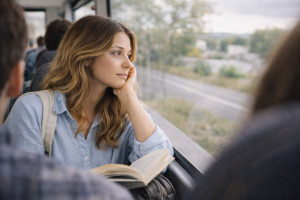 Ξέχασες τα ακουστικά σου; Όσα μπορείς να ανακαλύψεις σε μια διαδρομή χωρίς μουσική