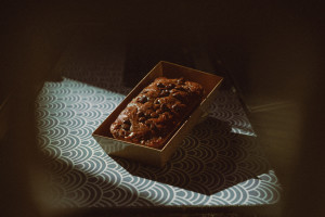 Η αλάνθαστη συνταγή μας για banana bread με σοκολάτα που εντυπωσιάζει σε κάθε τραπέζι