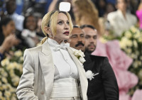 Madonna: Η περίοδος που σκεφτόταν να βάλει τέλος στη ζωή της και η μάχη για τον γιο της