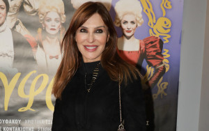 Βίκυ Χατζηβασιλείου: Στα γενέθλιά της δεν μετράει πια χρόνια