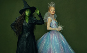 Wicked: For Good – Η Ariana Grande δηλώνει ενθουσιασμένη με το νέο τραγούδι της Glinda «Girl In The Bubble»