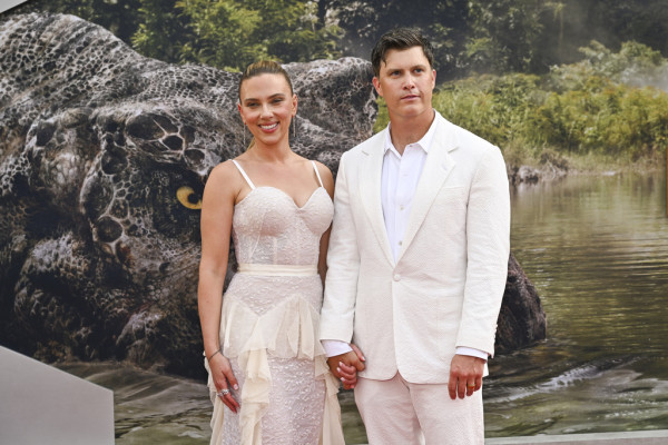 Η Scarlett Johansson και ο Colin Jost δεν παρευρέθηκαν στα Emmy 2026