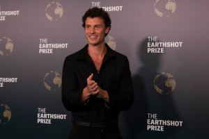 Shawn Mendes: Ποια είναι η σύντροφός του, η Βραζιλιάνα ηθοποιός Bruna Marquezine;