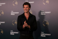Shawn Mendes: Ποια είναι η σύντροφός του, η Βραζιλιάνα ηθοποιός Bruna Marquezine;
