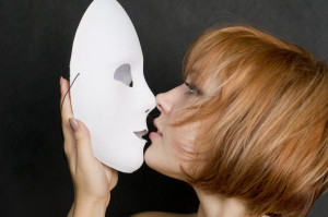 The Mask Theory: Ποιους εαυτούς φοράμε σε κάθε περίσταση