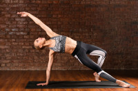 Flow Workouts: Η γυμναστική που μιμείται την κίνηση του νερού