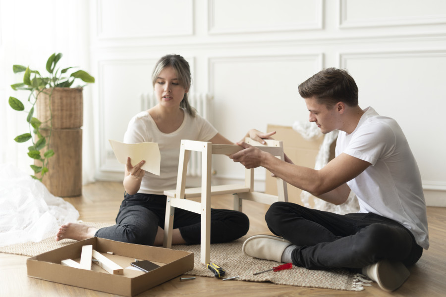 Το παράξενο «τεστ του IKEA»: Τι μπορεί να αποκαλύψει η συναρμολόγηση ενός επίπλου για ένα ζευγάρι