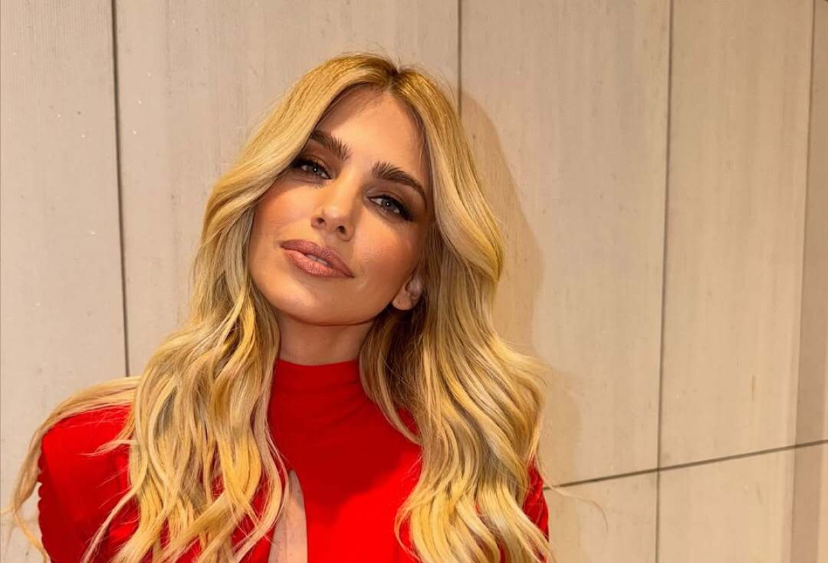 Βάλια Χατζηθεοδώρου: Μια τούρτα, δύο φίλοι και ένας χαλασμένος αναπτήρας έγραψαν ιστορία στην πιο απρόβλεπτη έκπληξη γενεθλίων