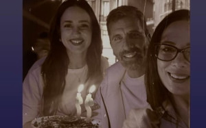 Θανάσης Βισκαδουράκης: Τούρτα έκπληξη στις πρόβες του J2US. Πώς αντέδρασε;