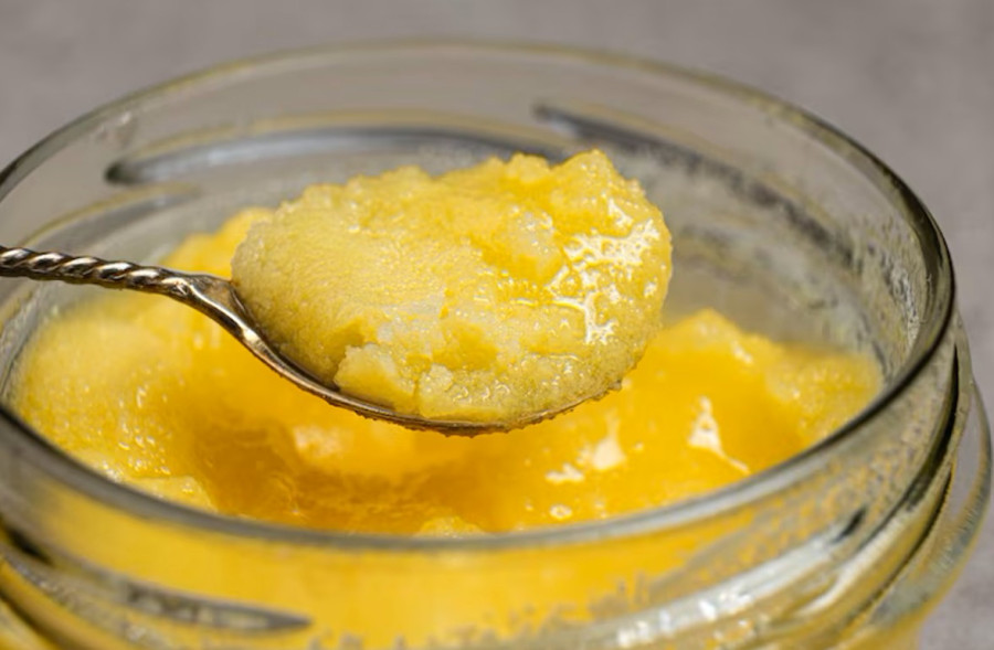 Η καλύτερη ώρα για να φας ghee και να περιορίσεις τις λιγούρες και την πείνα