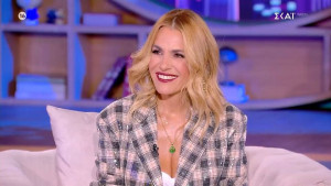 Τζένη Μπότση: Η απίθανη ατάκα για το πώς φωνάζει η κόρη της τον Σταματόπουλο και το...διακριτικό δώρο του Φάνη