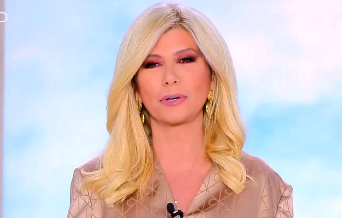 Ζήνα Κουτσελίνη: Η συγκίνηση για τα 15α γενέθλια της κόρης της και τα ευχαριστώ