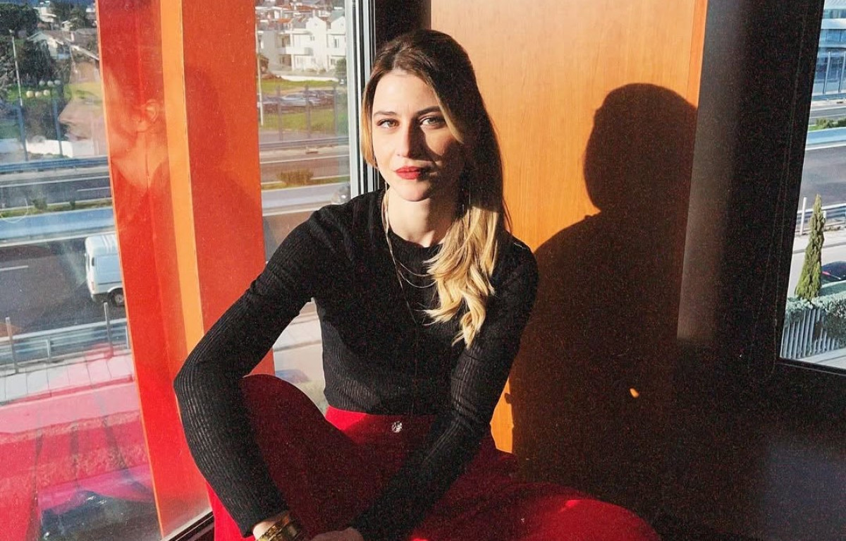 Μια καλή κουβέντα σού φτιάχνει τη διάθεση και τη μέρα. Το επιβεβαιώνει και η Εριέττα Μανούρη!