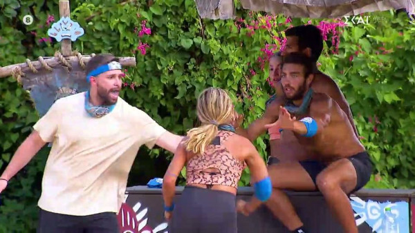 Survivor: Ασύλληπτο βρισίδι ανάμεσα σε Αναστασία- Φανή και..ετεροντροπή στους Αθηναίους
