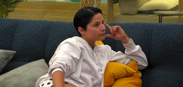 Big Brother: Αυτός είναι ο τρόπος που η Φένια επηρεάζει την ψήφο συμπαικτών της! Exclusive βίντεο με το... «πειραματόζωό» της!