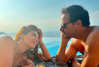 Δημήτρης Μακαλιάς: Ο «μεσήλικας» μέσα του ουρλιάζει βλέποντας τι κάνει η Αντιγόνη Ψυχράμη στη Σέριφο