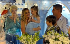 Alvaro de Miranda: Frozen υπερπαραγωγή για τα γενέθλια της κόρης του