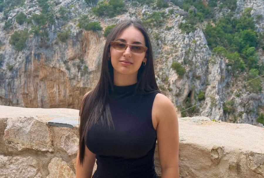 Κλαυδία: Το κυριακάτικο προσκύνημά της σε μοναστήρι της Αττικής