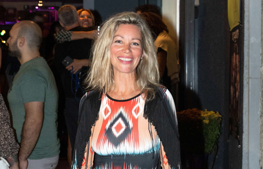 Άριελ Κωνσταντινίδη: Μας δείχνει τη φουσκωμένη της κοιλιά και δηλώνει «Δύο καρδιές που χτυπούν μαζί»