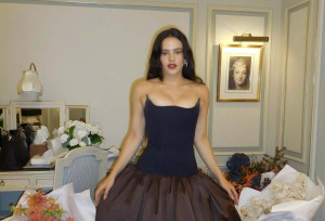 Rosalia: Η στιγμή που διέκοψε τη συναυλία της μπροστά σε χιλιάδες θεατές. Τι συνέβη;