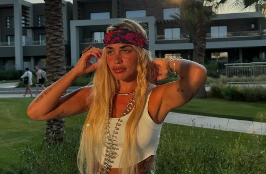 Κόνι Μεταξά: Ο έρωτας με έρωτα περνάει; Όχι! «Πρέπει να βράσεις στο ζουμί σου»