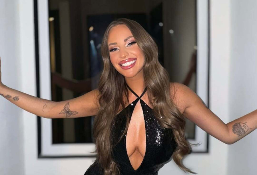 Ανδρομάχη: Ο θαμώνας που την προκάλεσε και λίγο έλειψε να δει την… Τσάκι Τσαν εκδοχή της