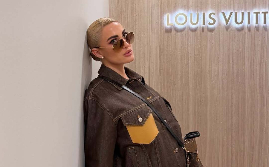 Ιωάννα Τούνη: VIP καλεσμένη της Louis Vuitton στο Παρίσι! Δείτε το δωμάτιο των 4.100 ευρώ που της εξασφάλισε ο οίκος