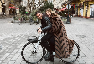 Ανδριολάτου - Παπακαλιάτης: Στη Βουδαπέστη για τα γυρίσματα του Maestro και οι φωτογραφίες τους τα είπαν όλα και... τίποτα!