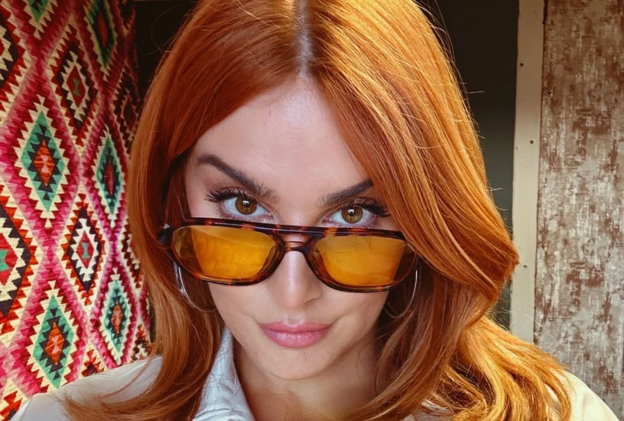 Εβελίνα Νικόλιζα: Στον δρόμο που χάραξε η Μαρίνα Σάττι, για ποια συσκευή ζήτησε τη βοήθεια του ChatGTP;