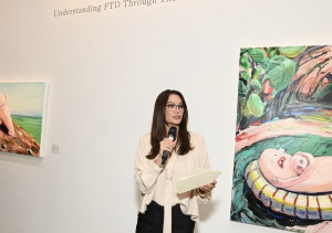 Η Emma Heming λανσάρει μια συγκινητική πρωτοβουλία για τον Bruce Willis: «Θέλουμε να προωθήσουμε την έρευνα»