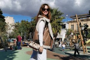 Ευγενία Δημητροπούλου: Έφτασε στο θέατρο μουσκέμενη μέχρι το κόκκαλο αλλά οι συνάδελφοί της είχαν μια επική λύση στο πρόβλημα!