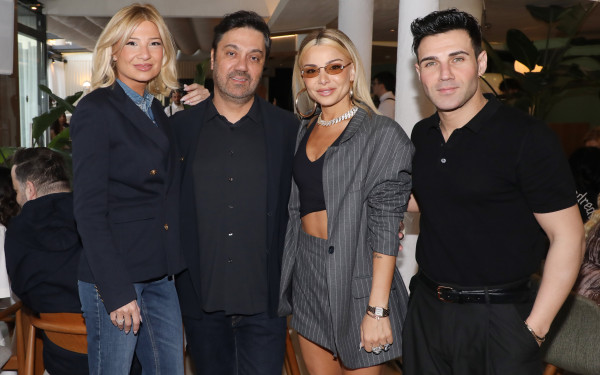 Το Κυριακάτικο στέκι των Celebrities στη Γλυφάδα