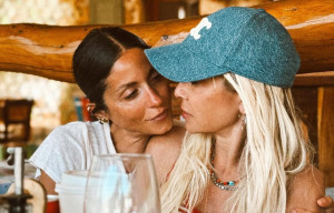 Blast from the past: Η Άννα Βίσση 9 μηνών έγκυος στη Σοφία Καρβέλα σε τηλεπαιχνίδι στην ΕΡΤ