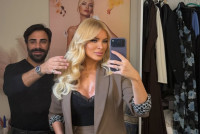 Ανανεωμένη η Κατερίνα Καινούργιου και πετάει! «Επιτέλους έβαψα τα μαλλιά μου!»