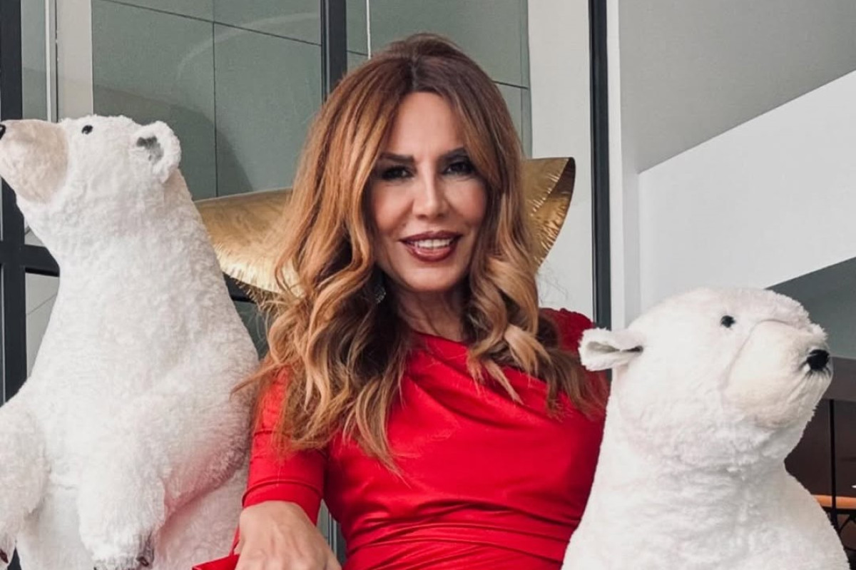 Στέλλα Γεωργιάδου: Ο εμμονικός θαυμαστής που έγινε κολλητός και το τραγούδι που κατέθεσε για τη Eurovision