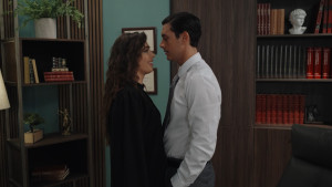 Αντώνιος και Κλεοπάτρα: Η κόντρα των δύο δικηγόρων περνά στα δικαστήρια