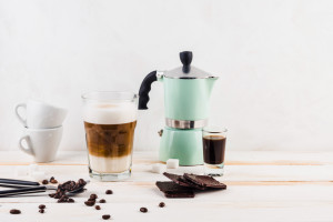 Stylish coffee corner με ιδέες που κάνουν τη διαφορά