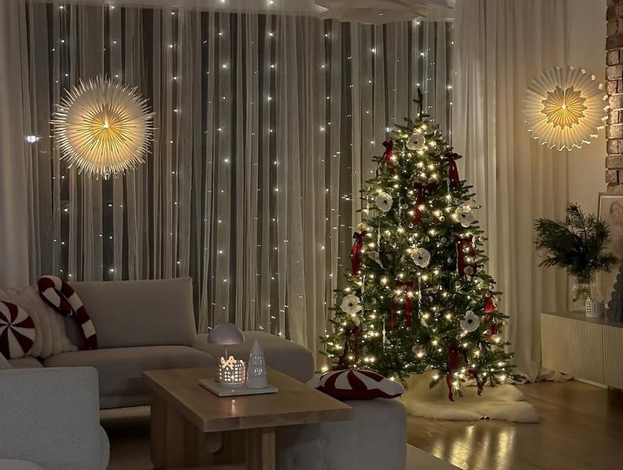 Τι είναι ο «κανόνας του χριστουγεννιάτικου δέντρου» που βοηθά τα ζευγάρια να μη μαλώνουν τις γιορτές;