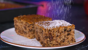 Νηστίσιμα γλυκά: Γρήγορο, τρουφάτο κέικ μήλου